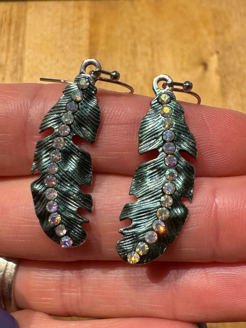NWT Feather Crystal Drop Earrings - Green